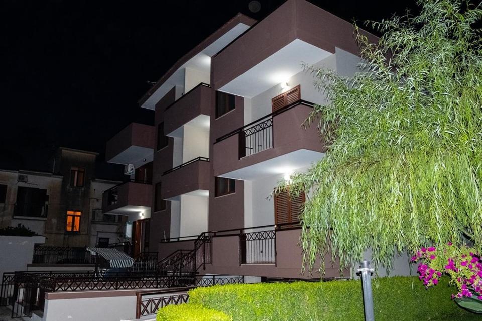 Almi B&B Сарно Екстериор снимка